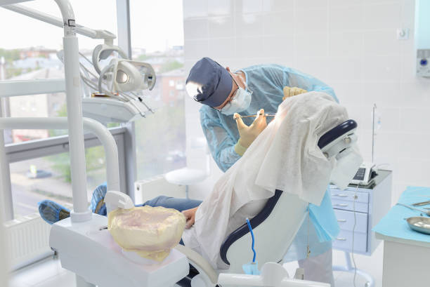 Best Cracked Tooth Emergency Dentist  in Crooked Lake Park, FL
